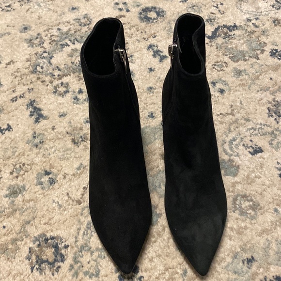 Marc Fisher booties - Picture 2 of 4